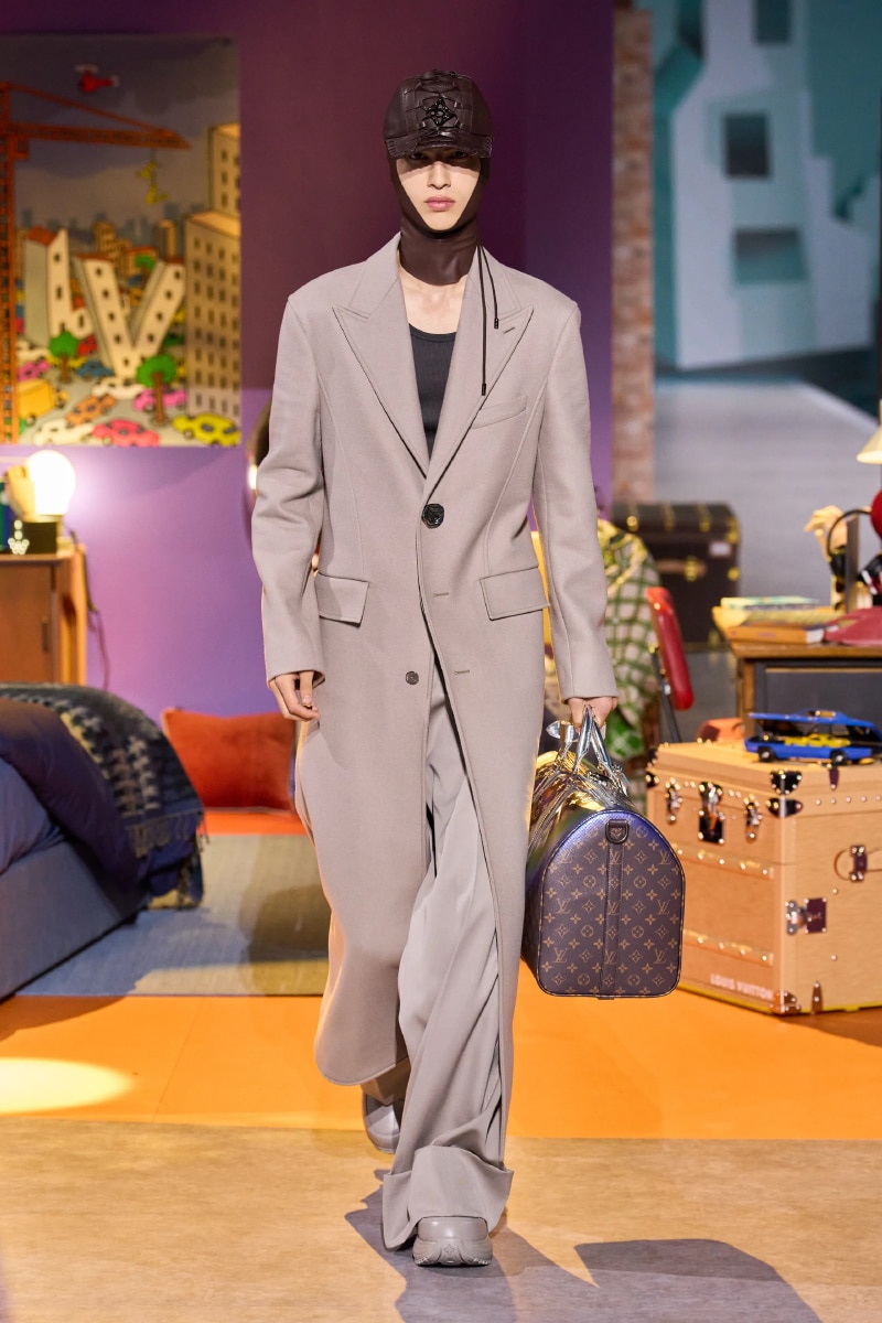 Every Look From Louis Vuitton Fall/Winter 2023 Menswear – CR Fashion Book