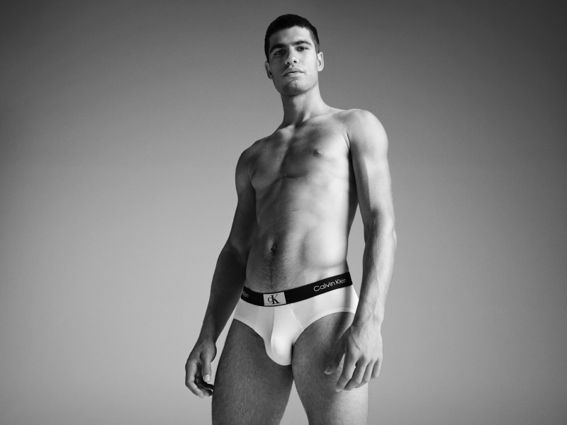 Calvin Klein - Calvins or nothing Discover the new underwear