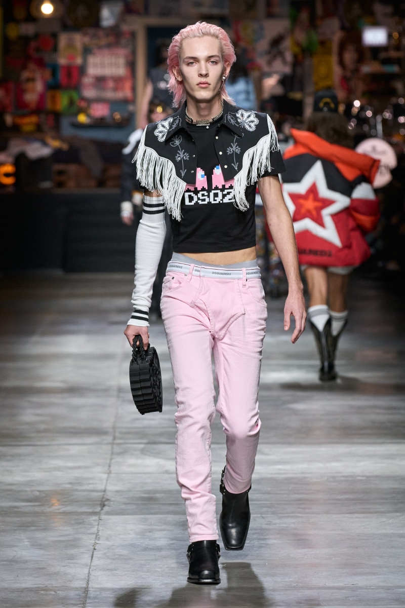 DSQUARED2 Fall/Winter 2023 - Fucking Young!