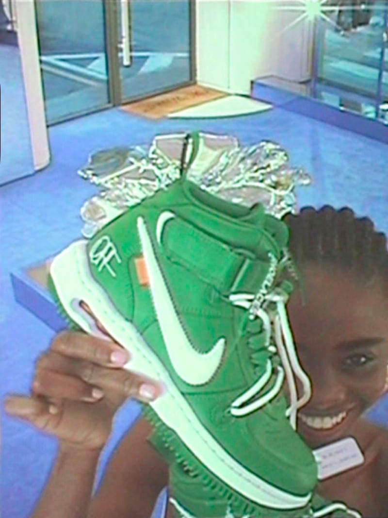 Virgil Abloh's Pine Green OFF-White Nike AIr Force 1 Mid Fashion T