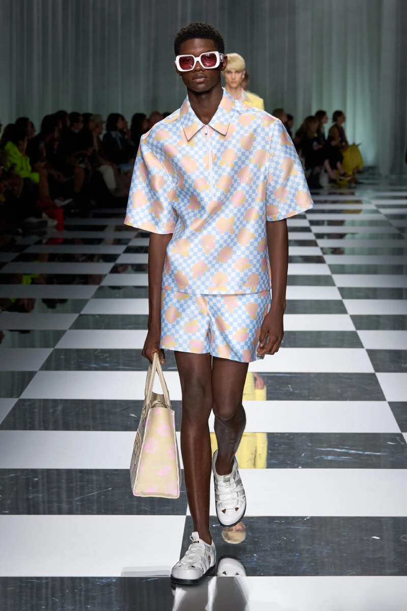 VERSACE Spring/Summer 2024 - Fucking Young!