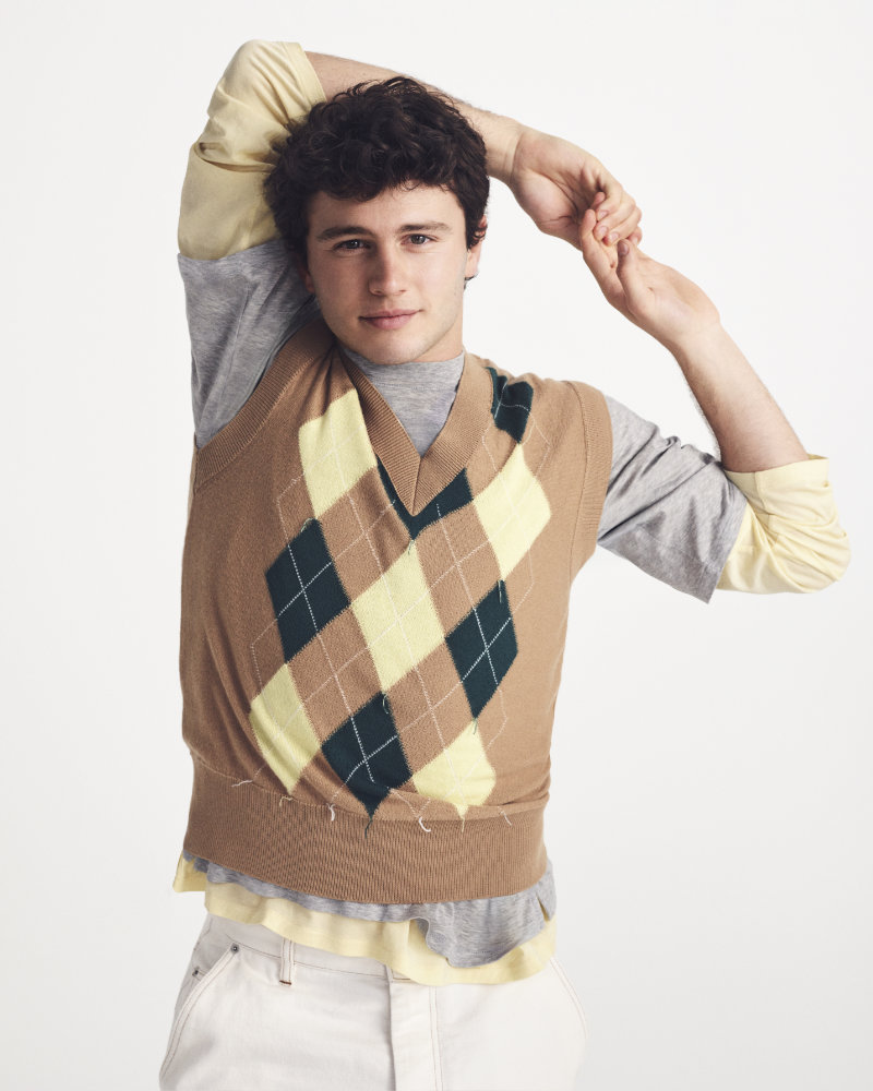 Feid Wears Stone Island’s Metal Lamina Ripstop for SS26