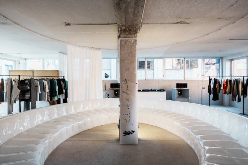 Pull&Bear’s STWD Spent Three Days in Madrid With Friends and Family