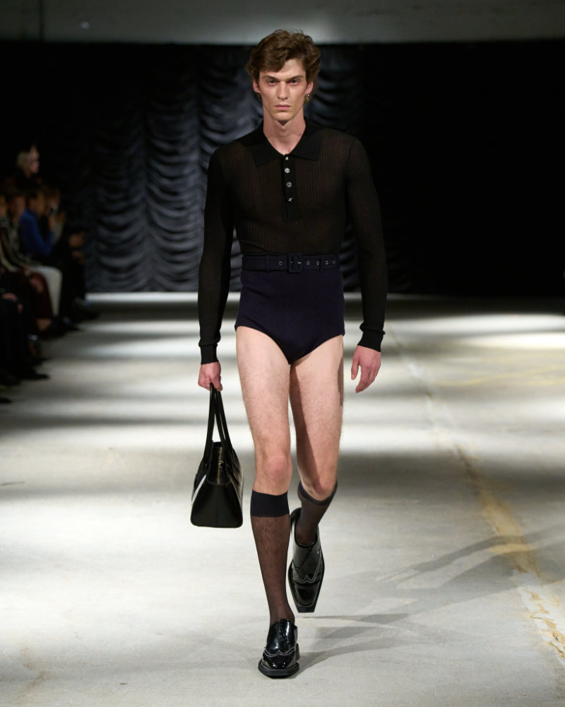 Jon Kortajarena Launches SMTHELSE