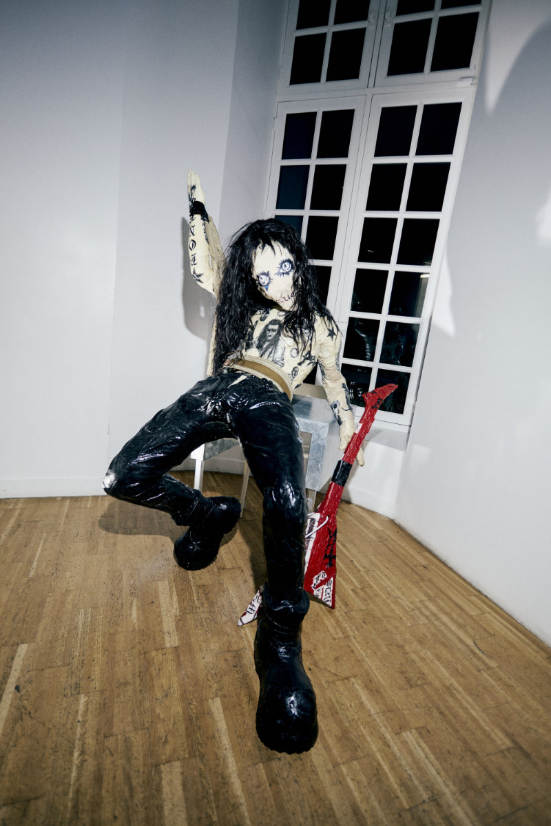A Freak Outside the White Cube: Meet Kolya Nemoi